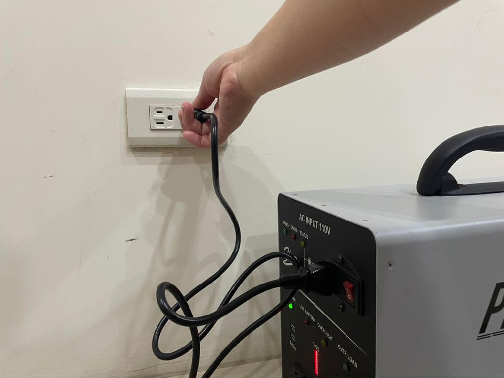 操作流程簡單好上手
移動儲能電源
家庭停電備電推薦