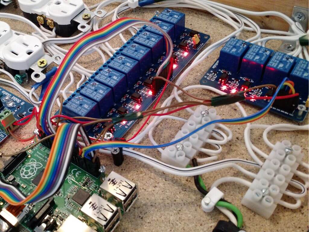 台灣製造零件測試示意,ProPowffer AC 移動電源品質檢驗